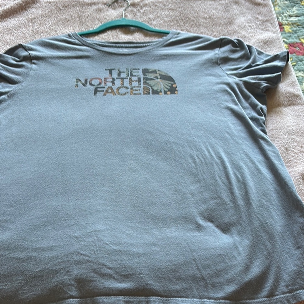 The Northface tshirt